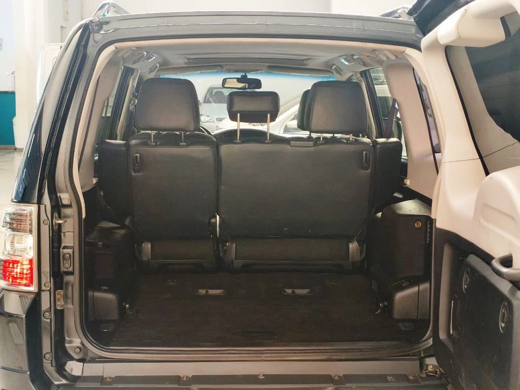 MITSUBISHI PAJERO FULL