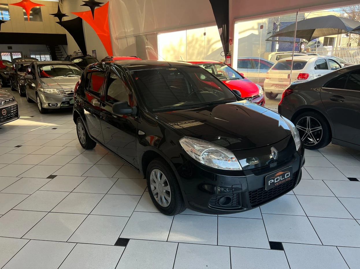 RENAULT SANDERO
