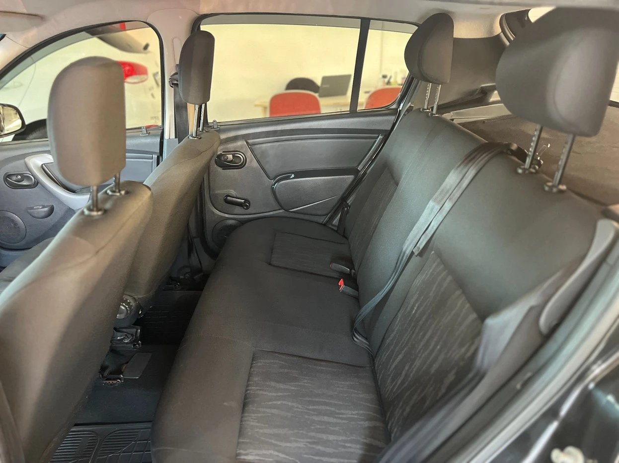 RENAULT SANDERO