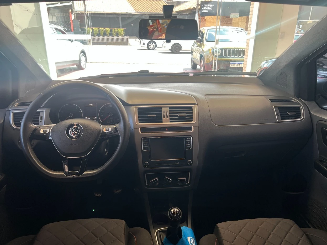 VOLKSWAGEN FOX