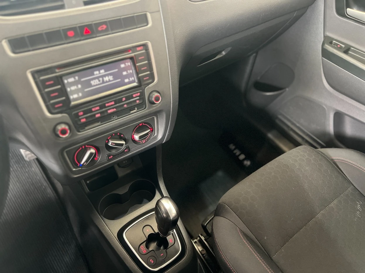 VOLKSWAGEN CROSSFOX