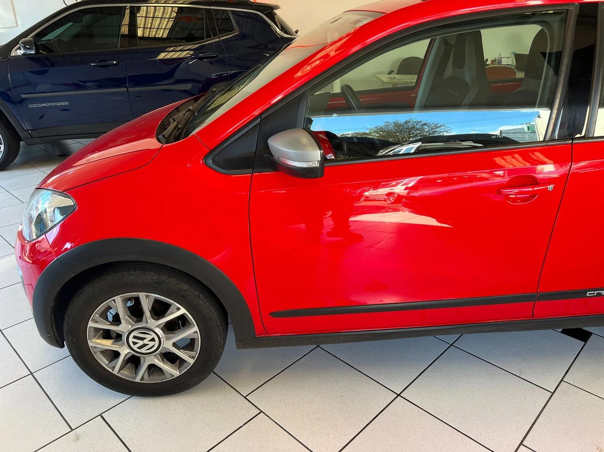 VOLKSWAGEN CROSS UP
