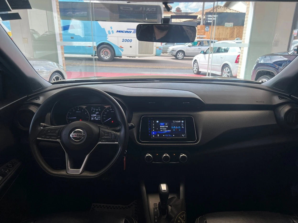NISSAN KICKS