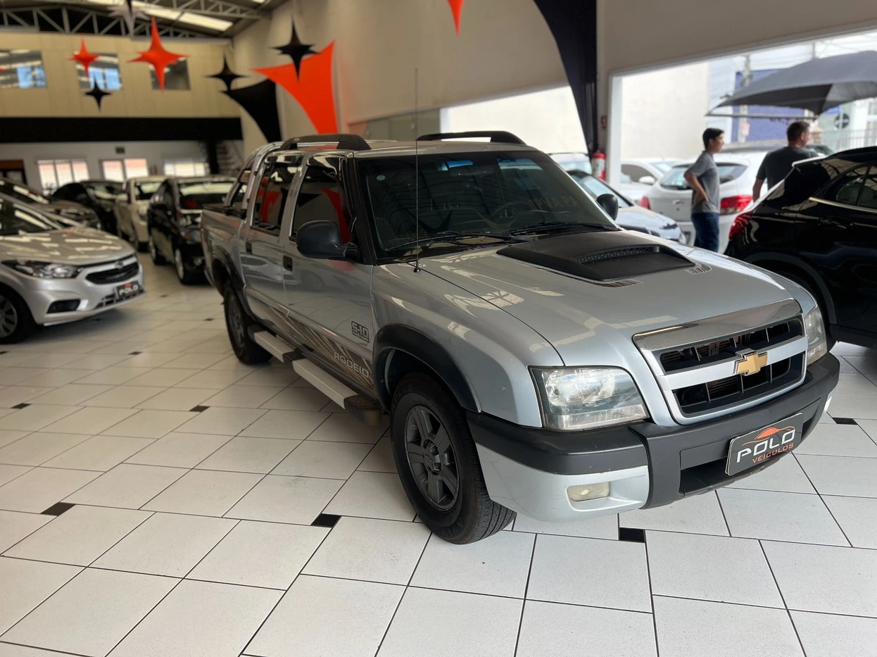 CHEVROLET S10