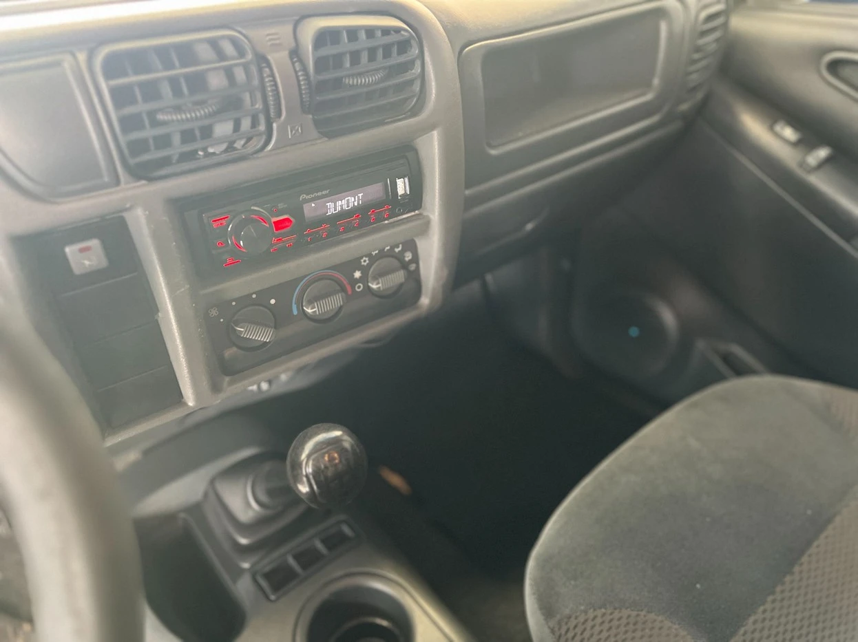 CHEVROLET S10