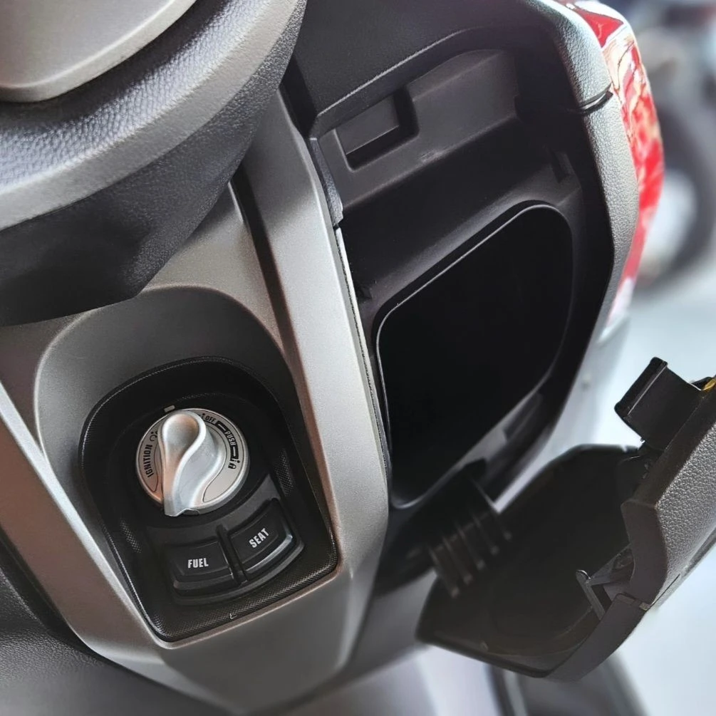 YAMAHA NMAX 160 ABS