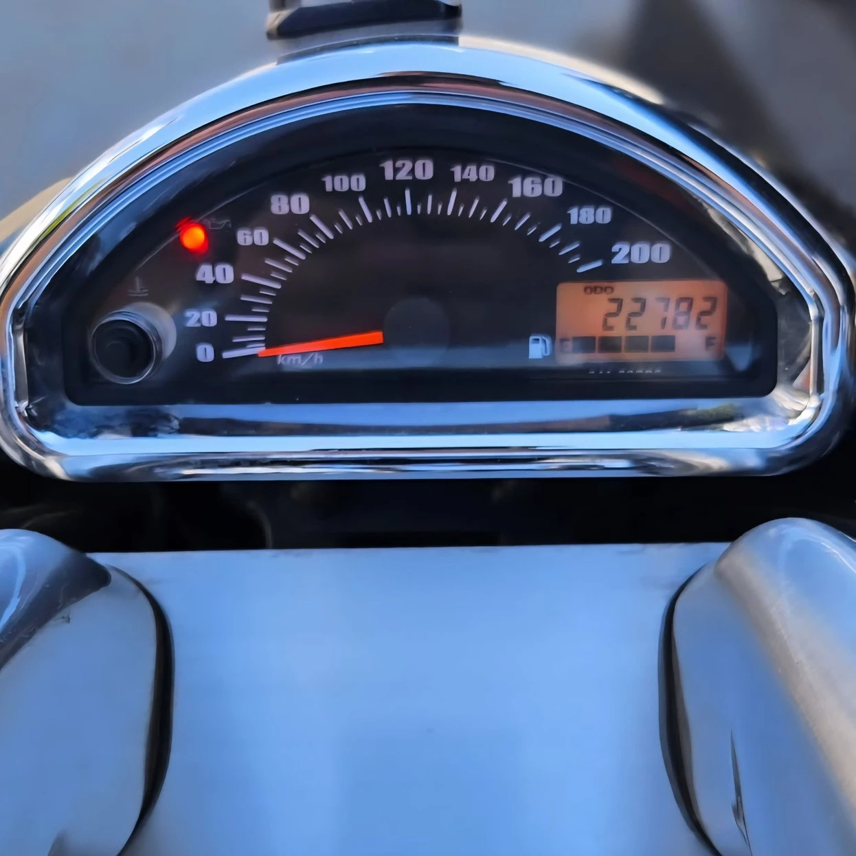 SUZUKI BOULEVARD M800 R