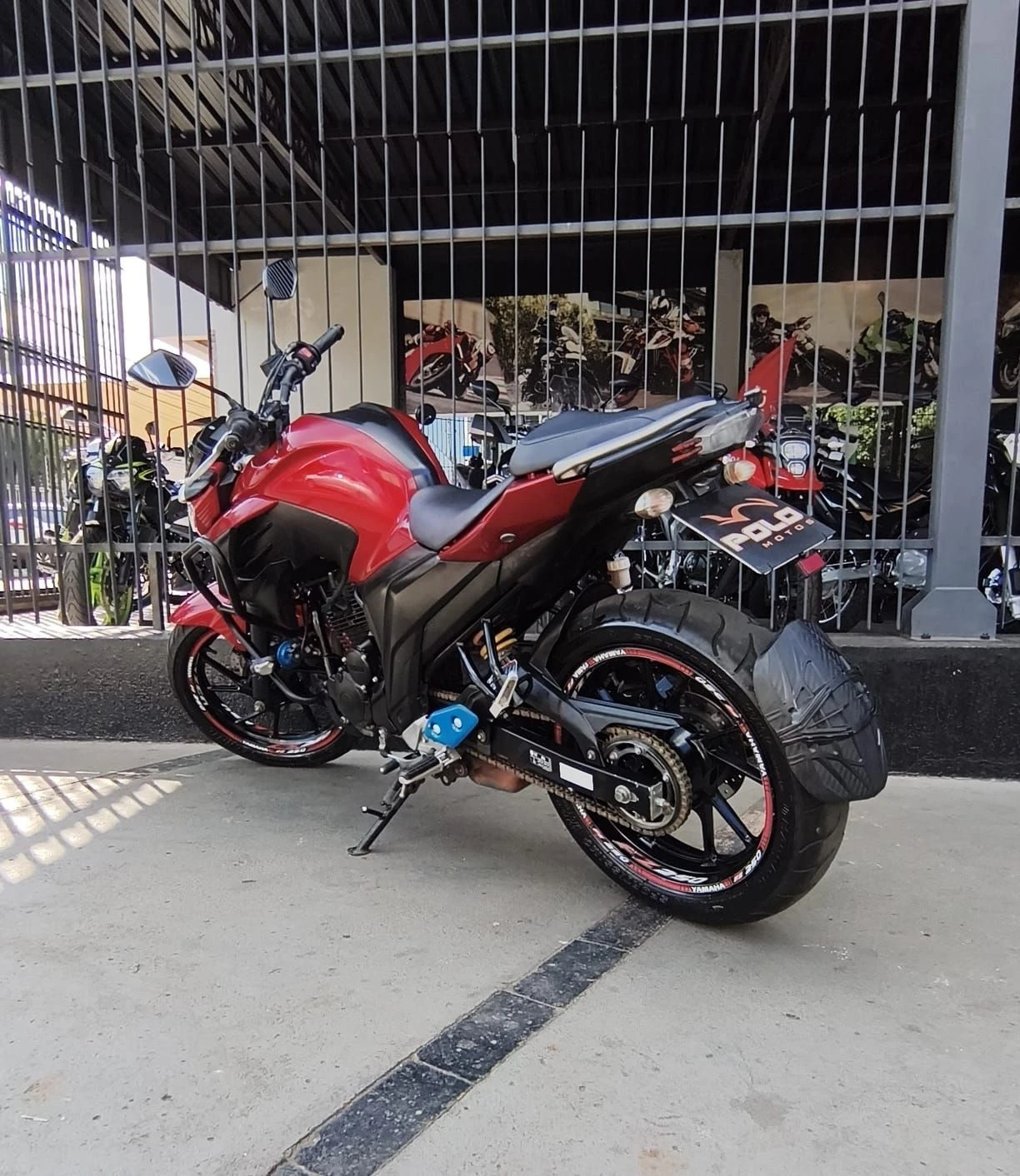 YAMAHA FZ25 FAZER ABS