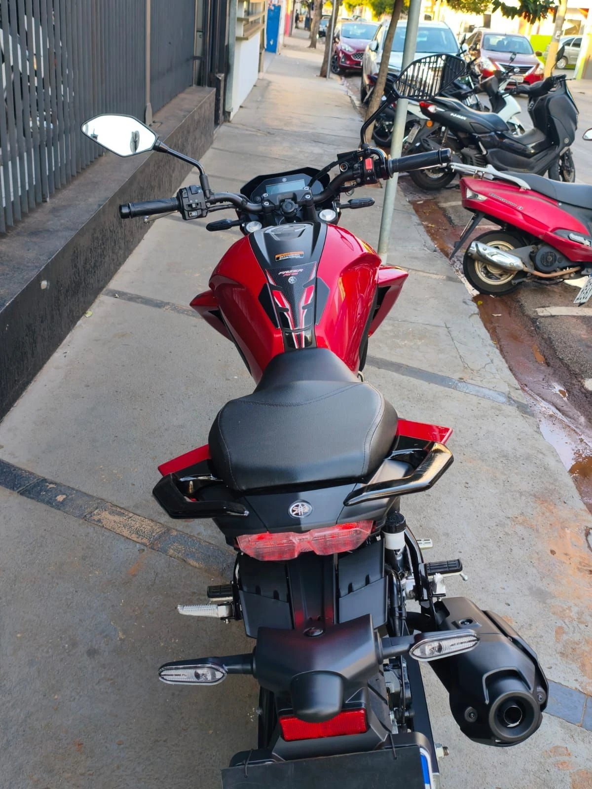 YAMAHA FZ25 FAZER ABS
