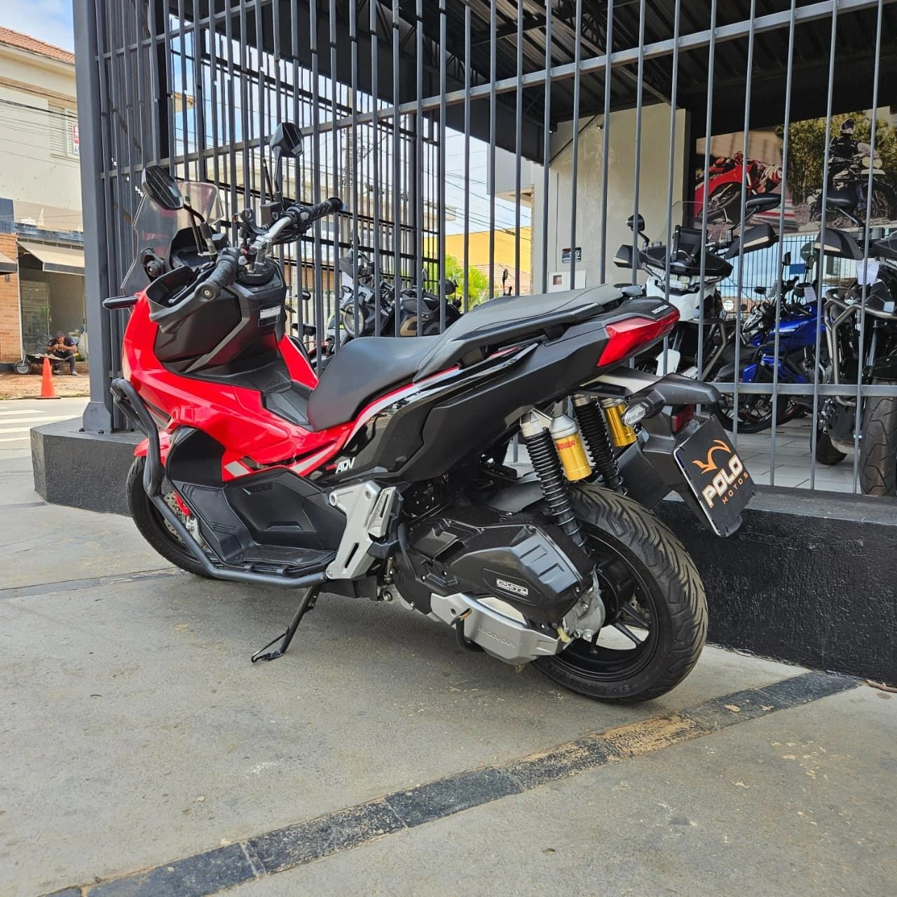 HONDA ADV 150