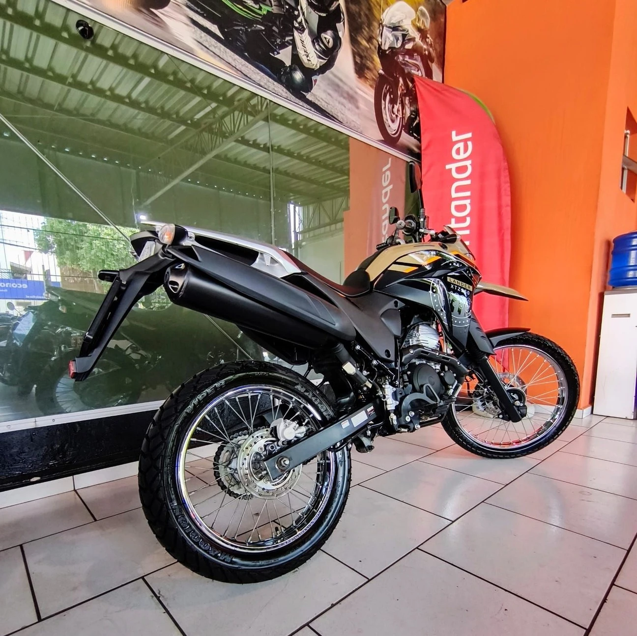 YAMAHA XTZ 250 LANDER CONNECTED