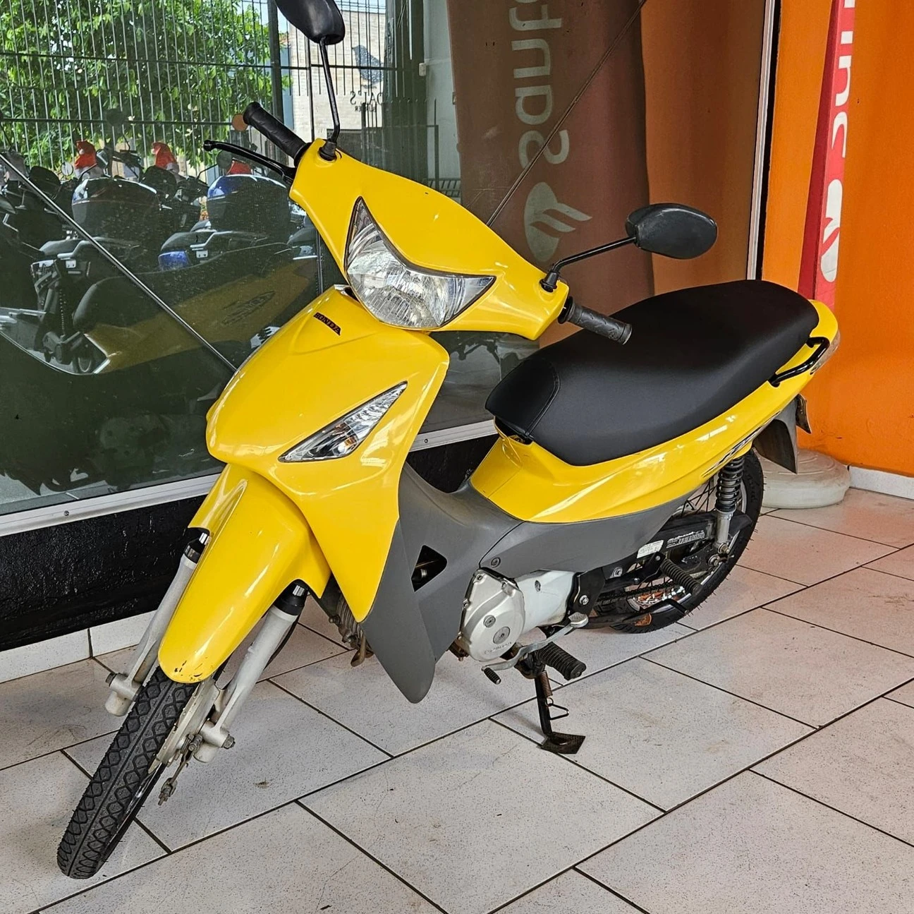 HONDA BIZ 125 ES