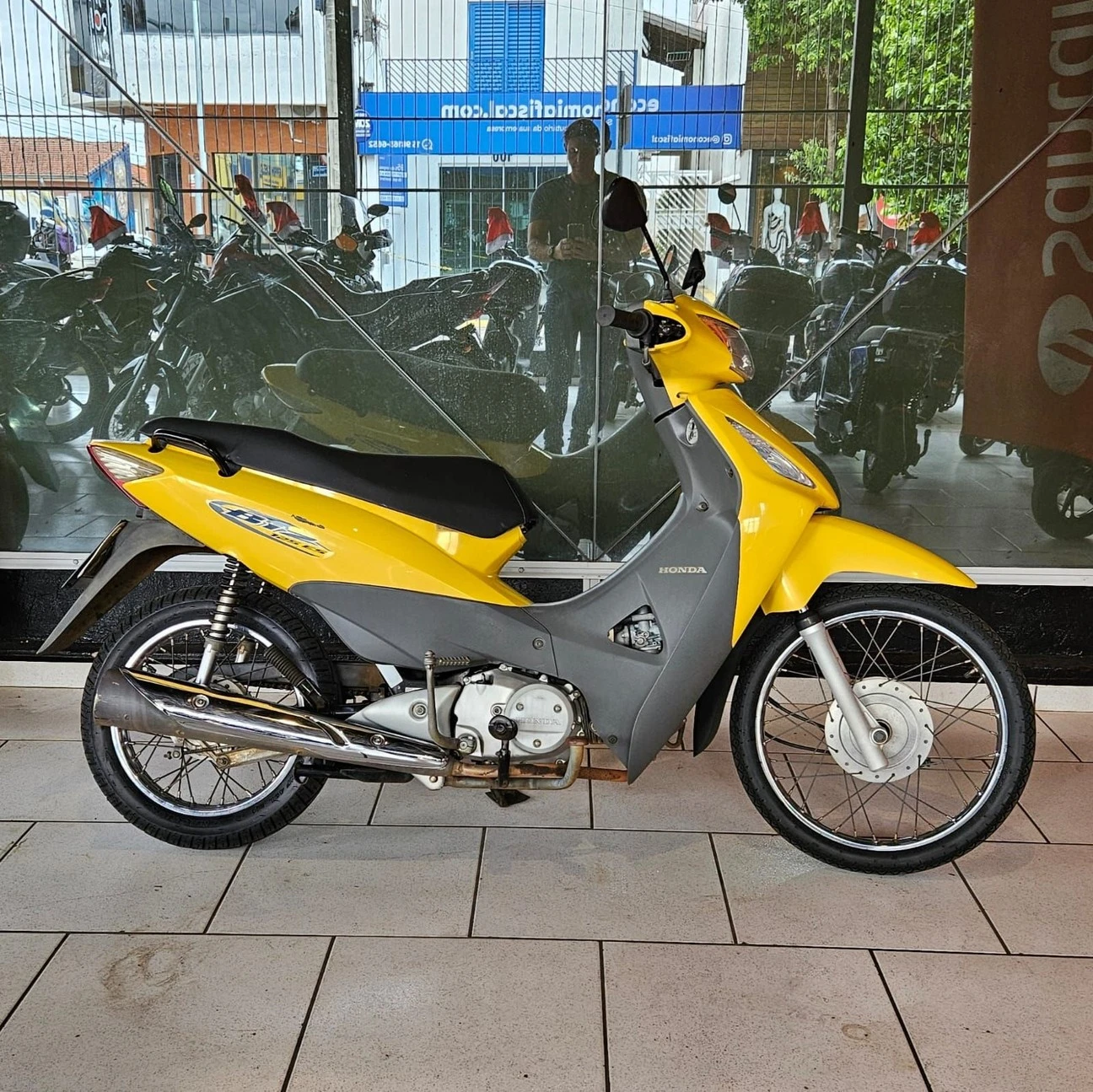 HONDA BIZ 125 ES