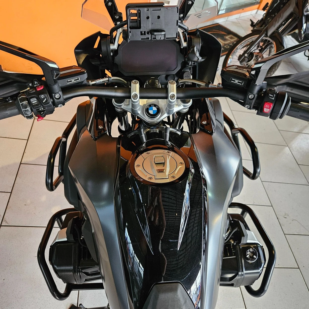 BMW R 1250 GS PREMIUM TRIPLE BLACK 719