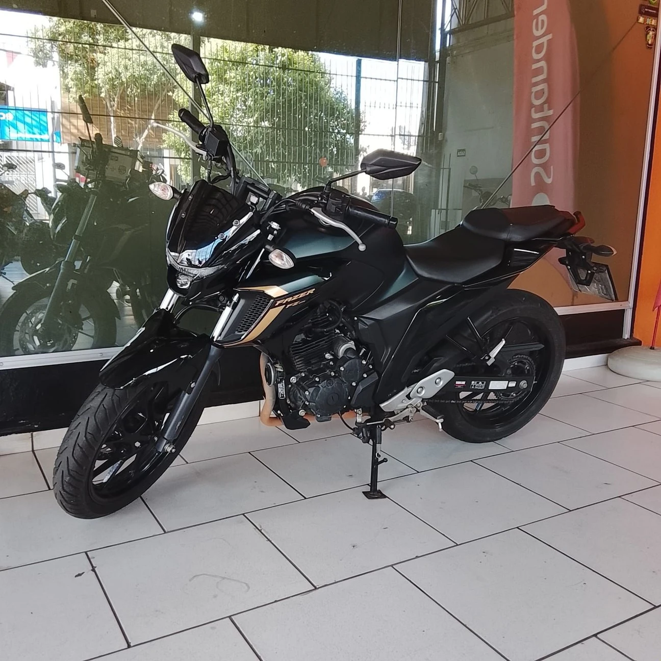 YAMAHA FZ25 FAZER ABS