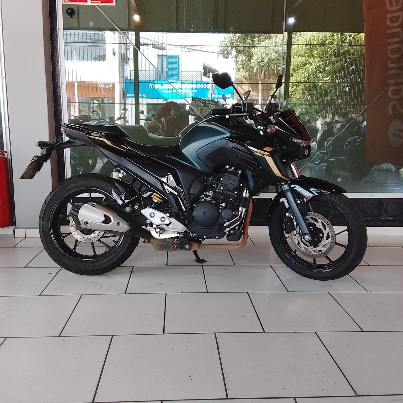 YAMAHA FZ25 FAZER ABS