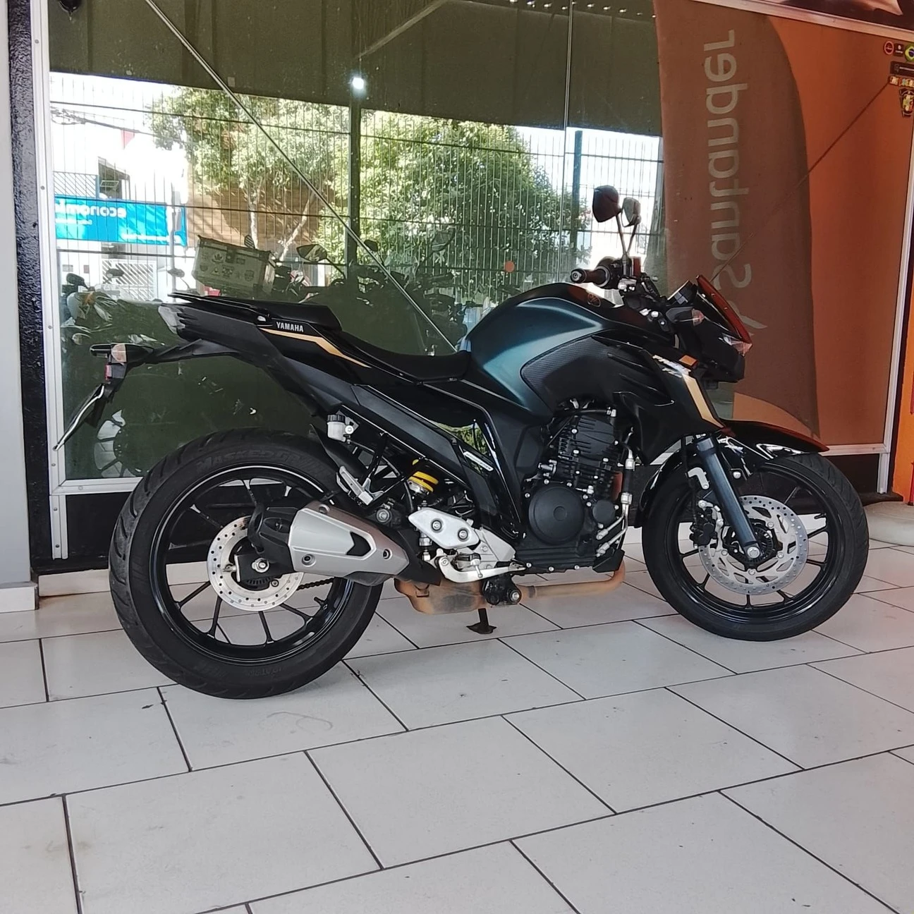 YAMAHA FZ25 FAZER ABS