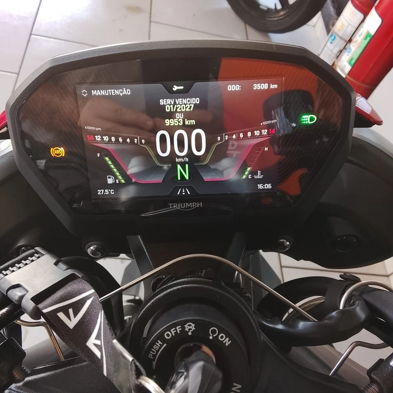 TRIUMPH STREET TRIPLE 765 RS