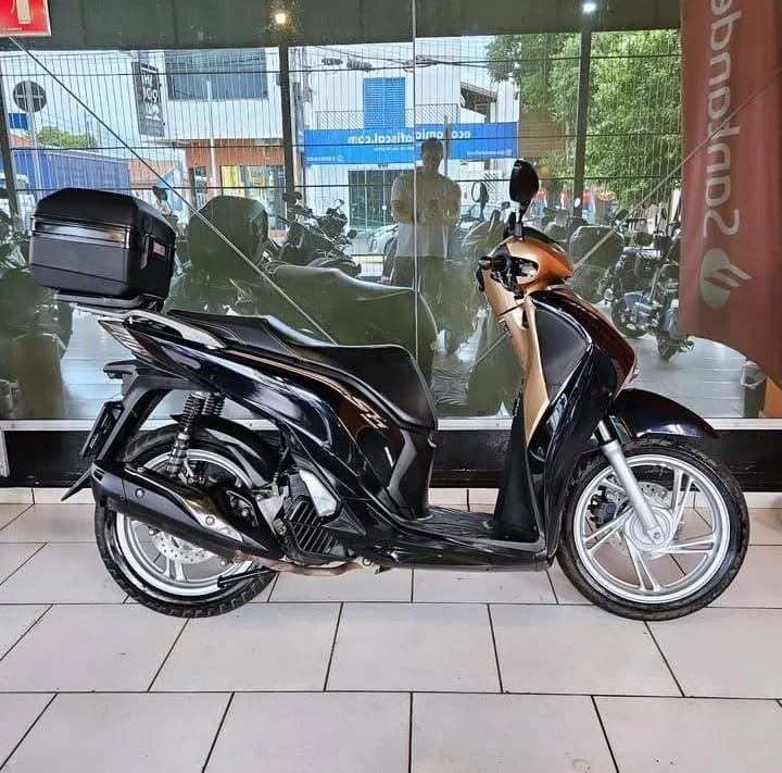 HONDA SH 150i DLX