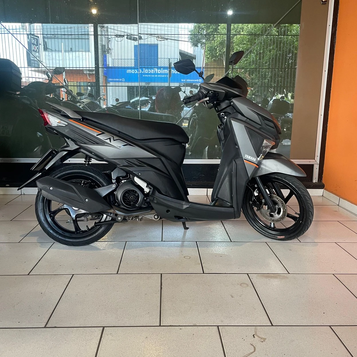 YAMAHA NEO 125