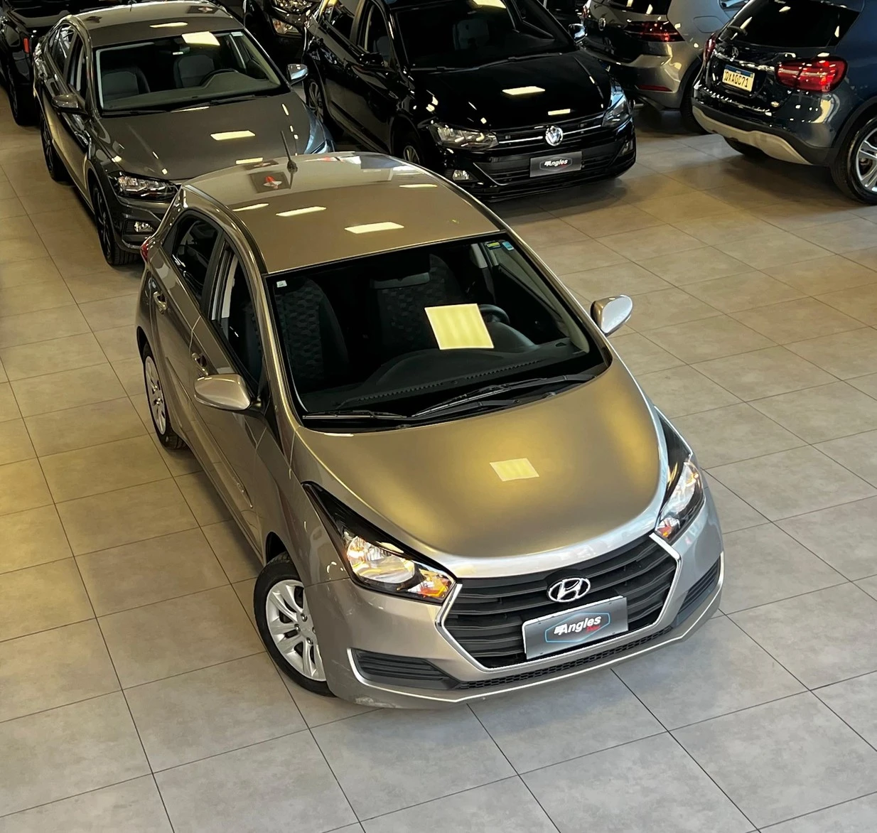 HYUNDAI HB20