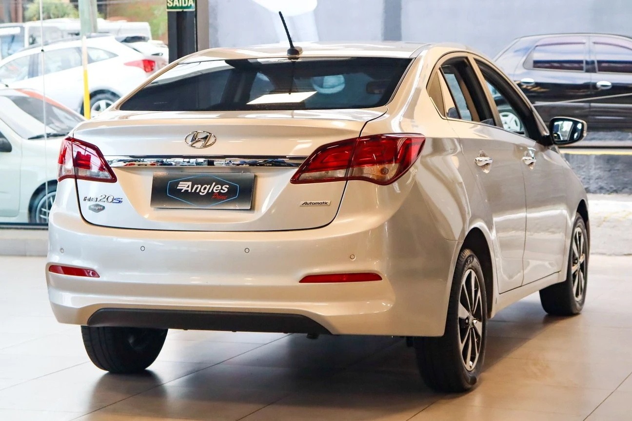 HYUNDAI HB20S