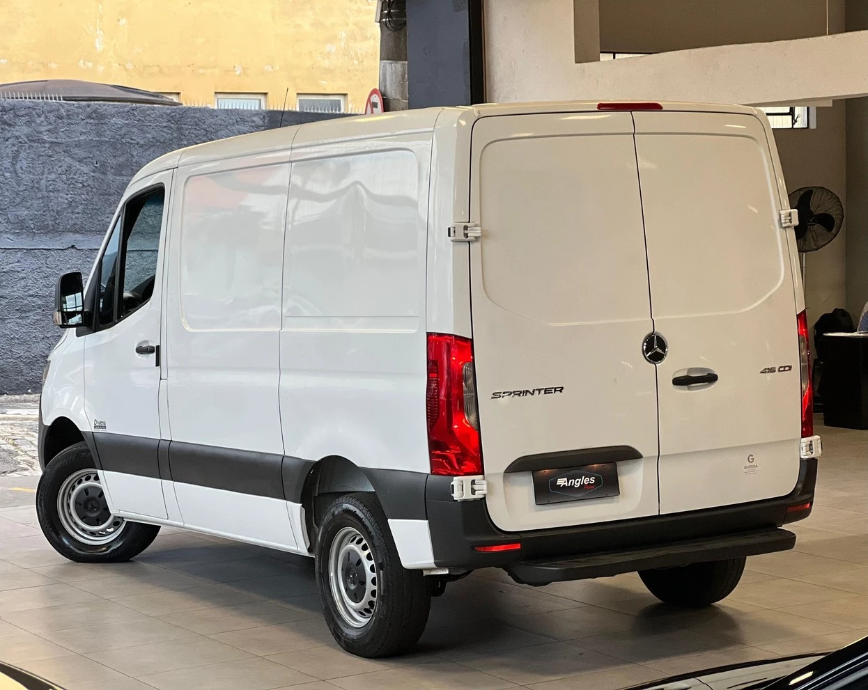 MERCEDES-BENZ SPRINTER