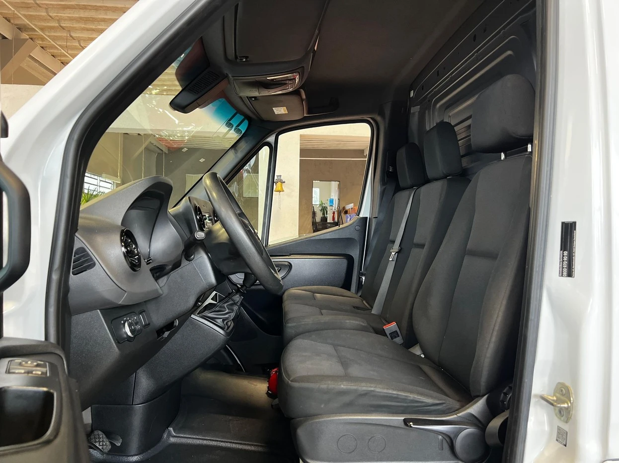 MERCEDES-BENZ SPRINTER