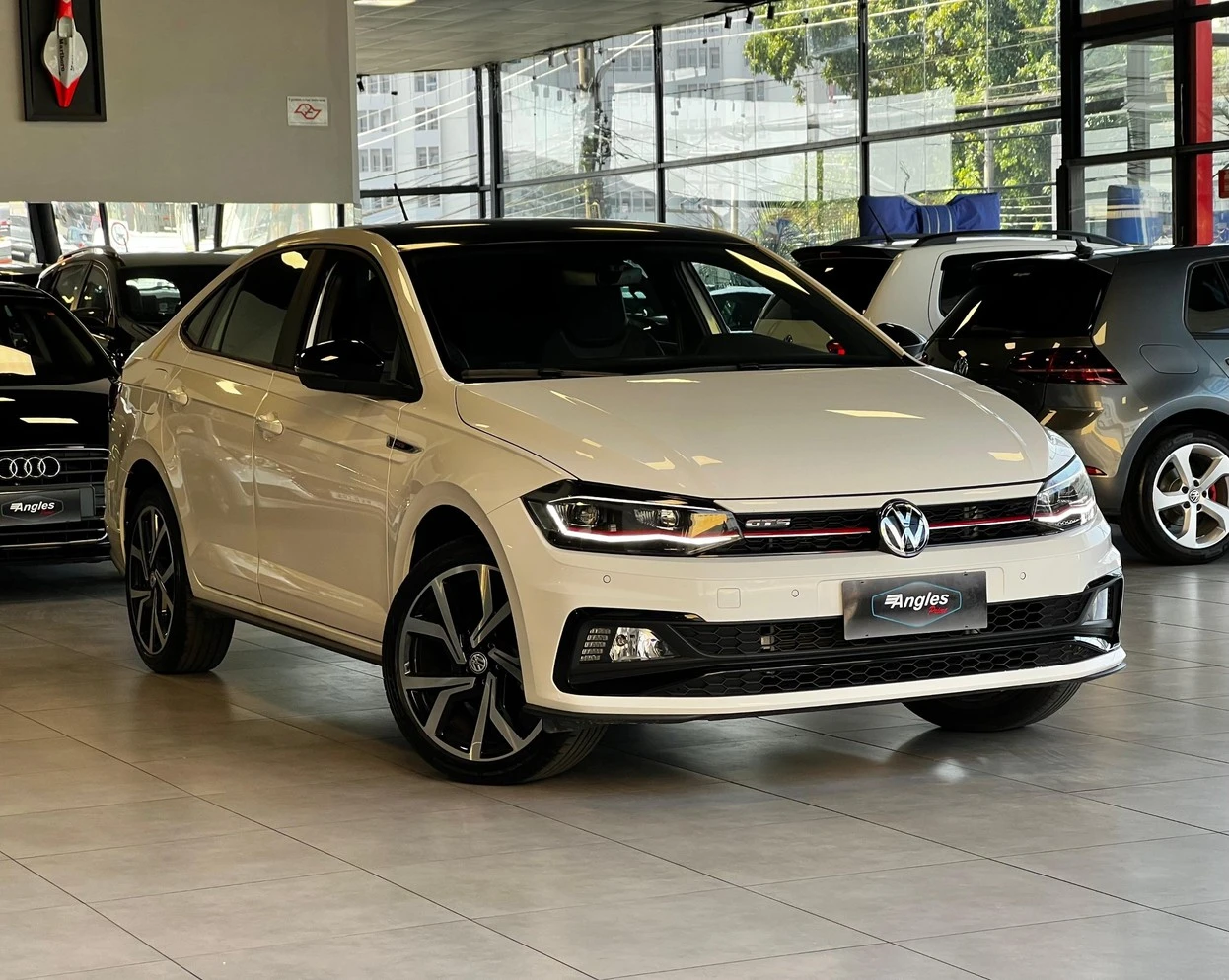 VOLKSWAGEN VIRTUS