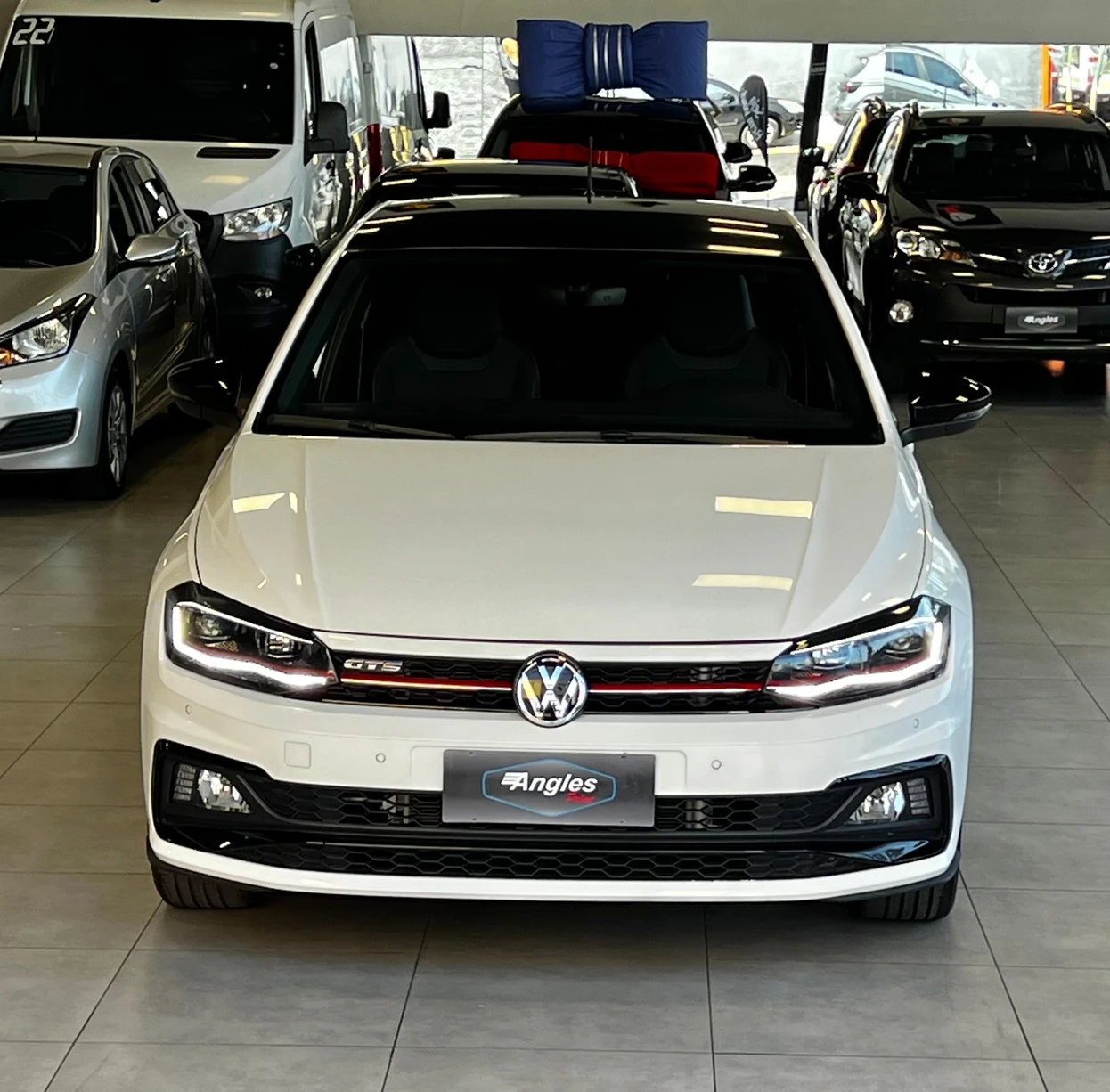 VOLKSWAGEN VIRTUS