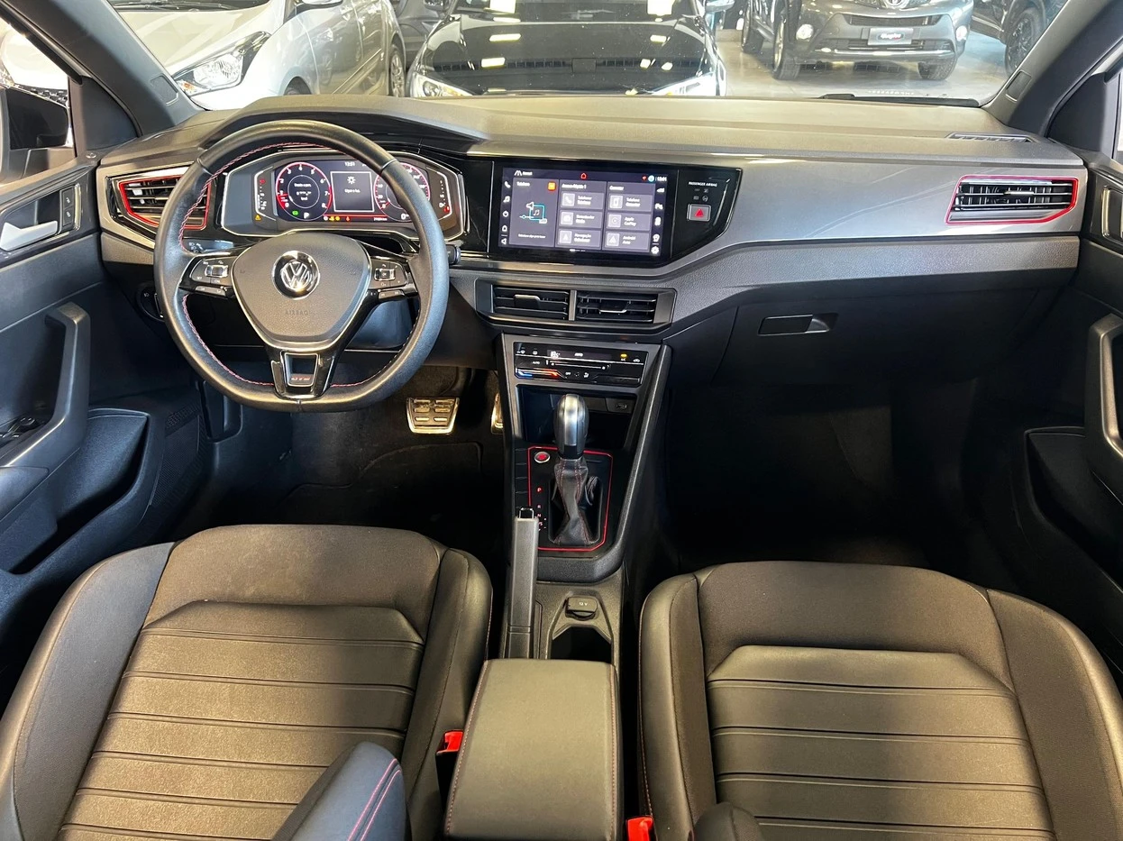VOLKSWAGEN VIRTUS