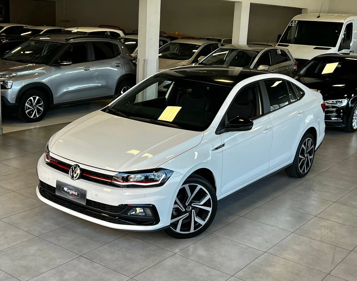VOLKSWAGEN VIRTUS