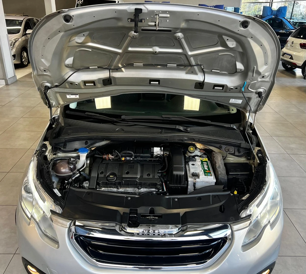 PEUGEOT 2008