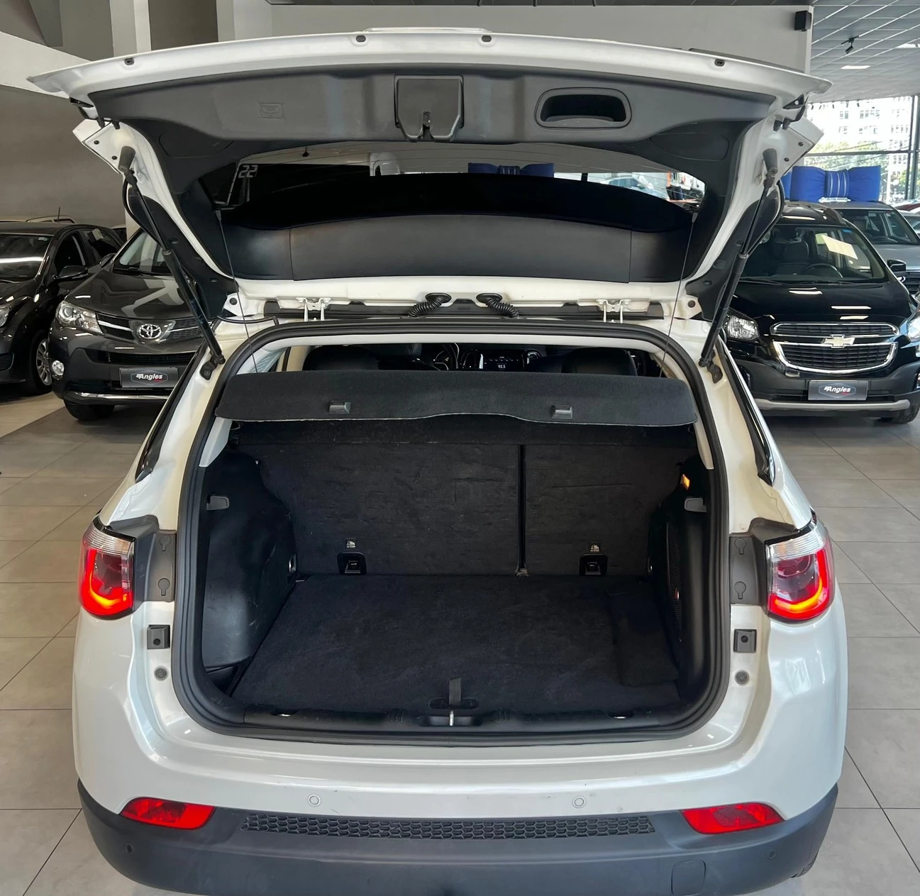 JEEP COMPASS