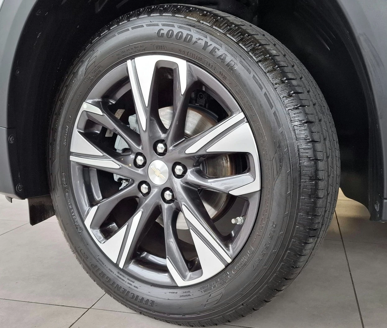 CHEVROLET TRACKER