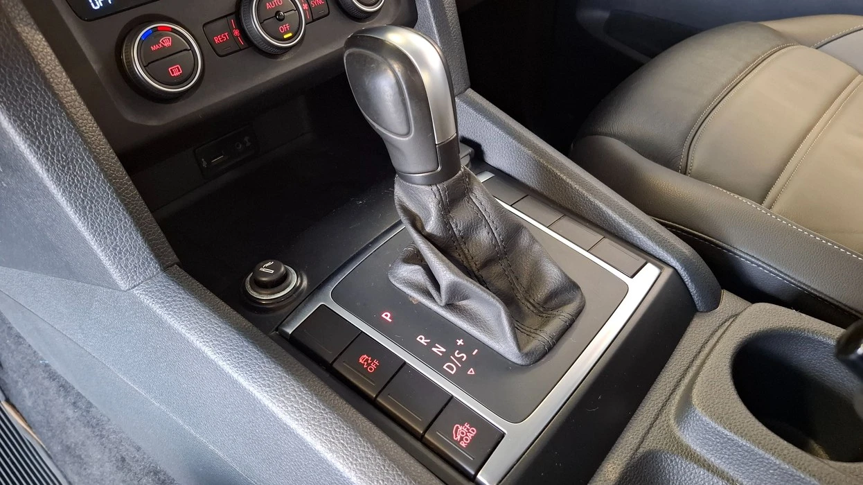 VOLKSWAGEN AMAROK