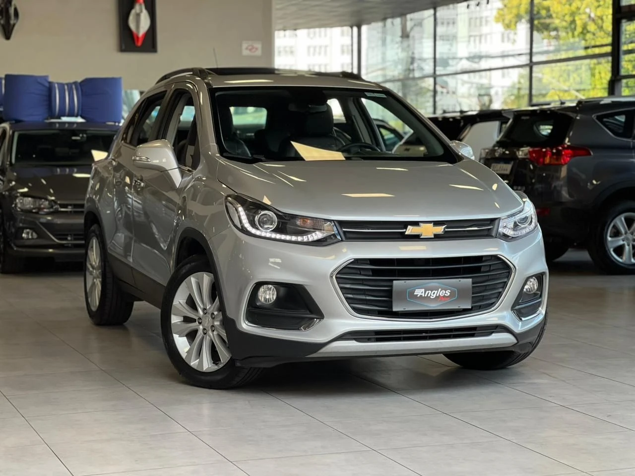 CHEVROLET TRACKER