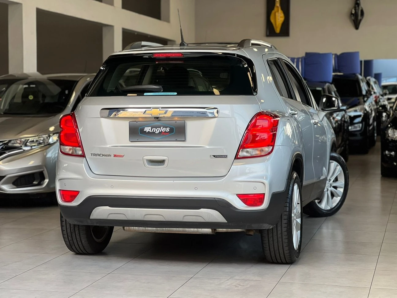 CHEVROLET TRACKER