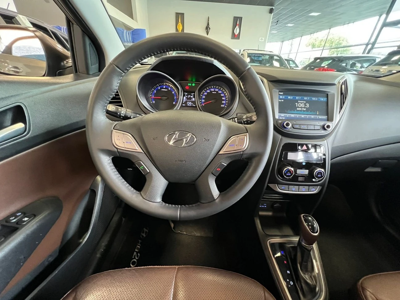 HYUNDAI HB20