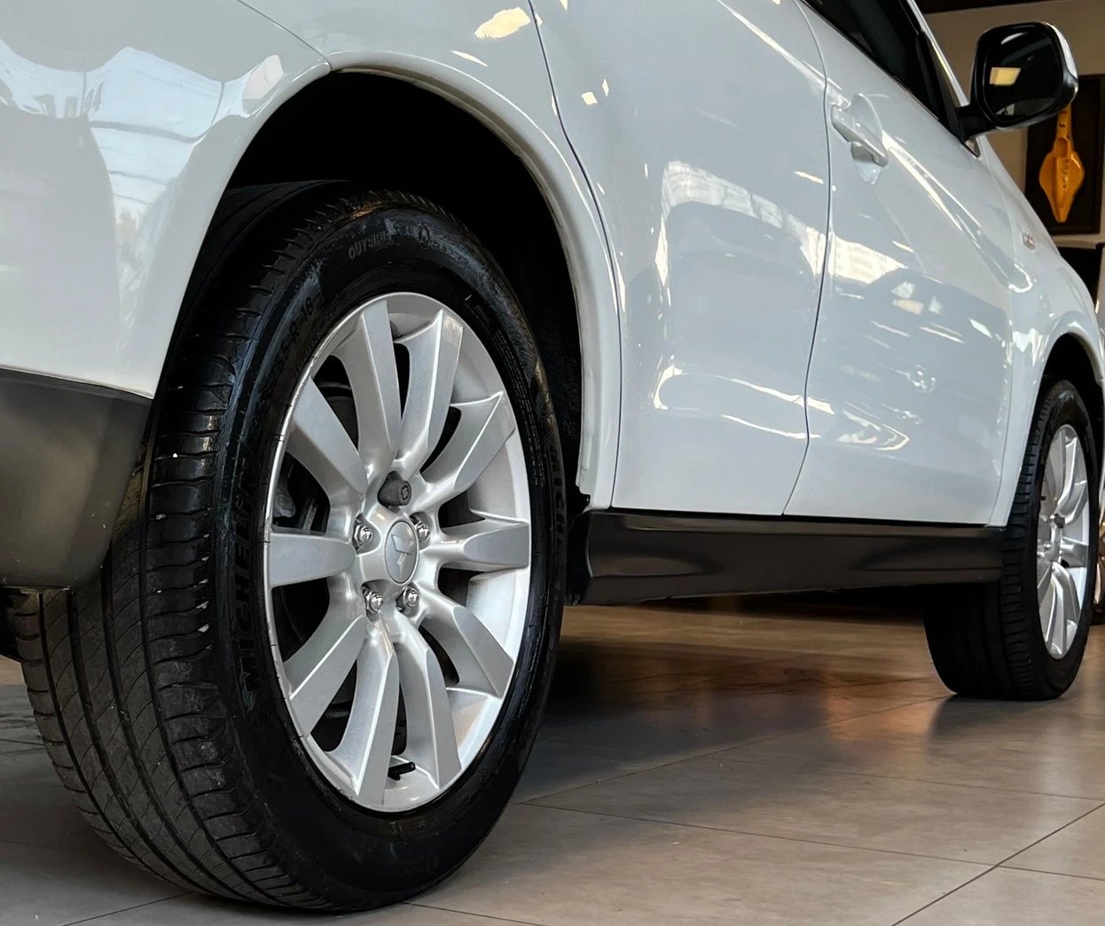 MITSUBISHI ASX