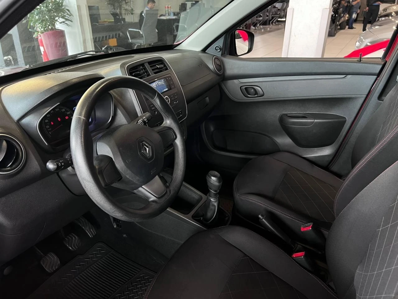 RENAULT KWID