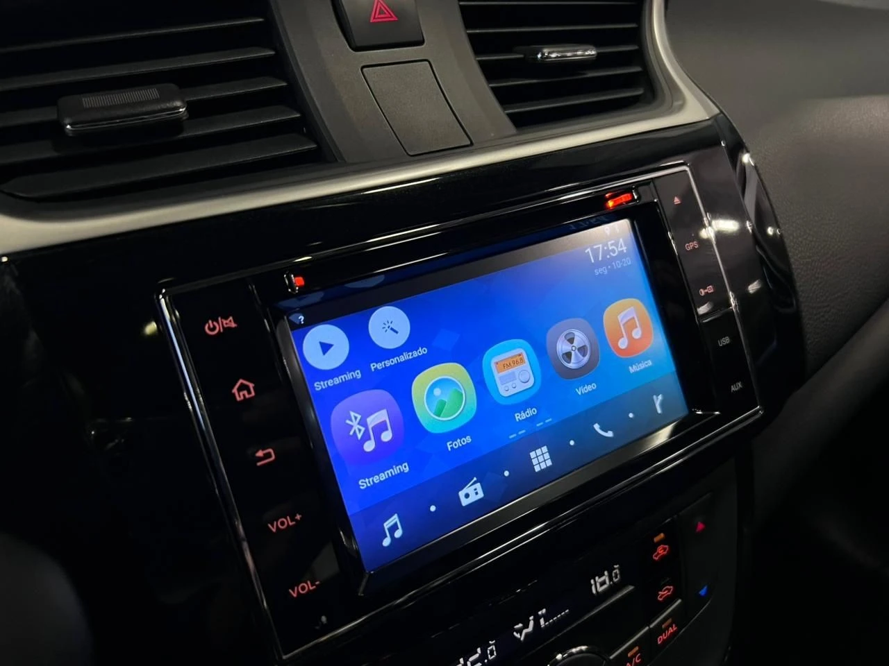 NISSAN SENTRA
