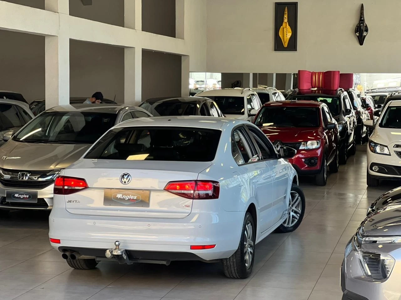 VOLKSWAGEN JETTA