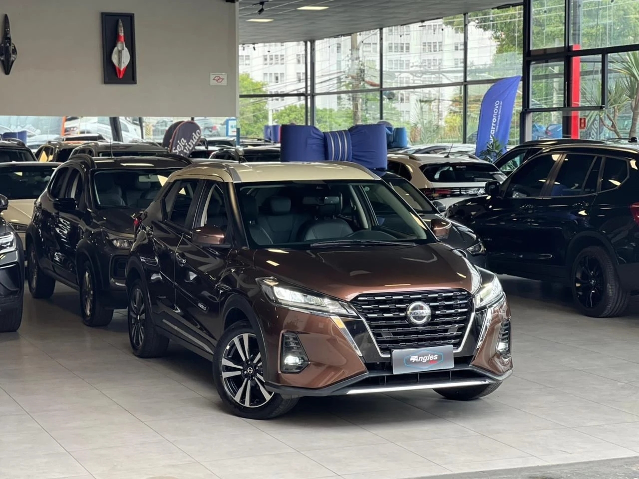 NISSAN KICKS