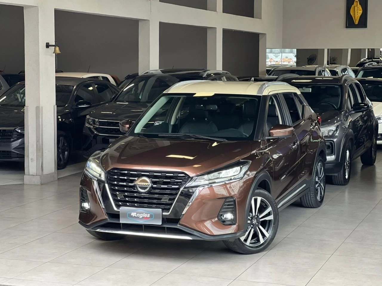 NISSAN KICKS