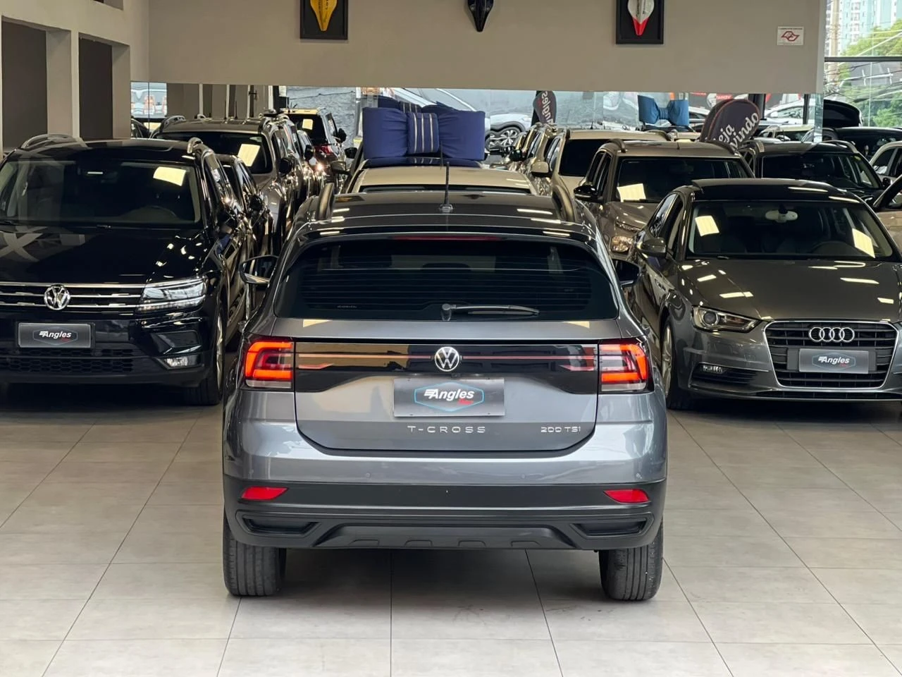 VOLKSWAGEN T-CROSS