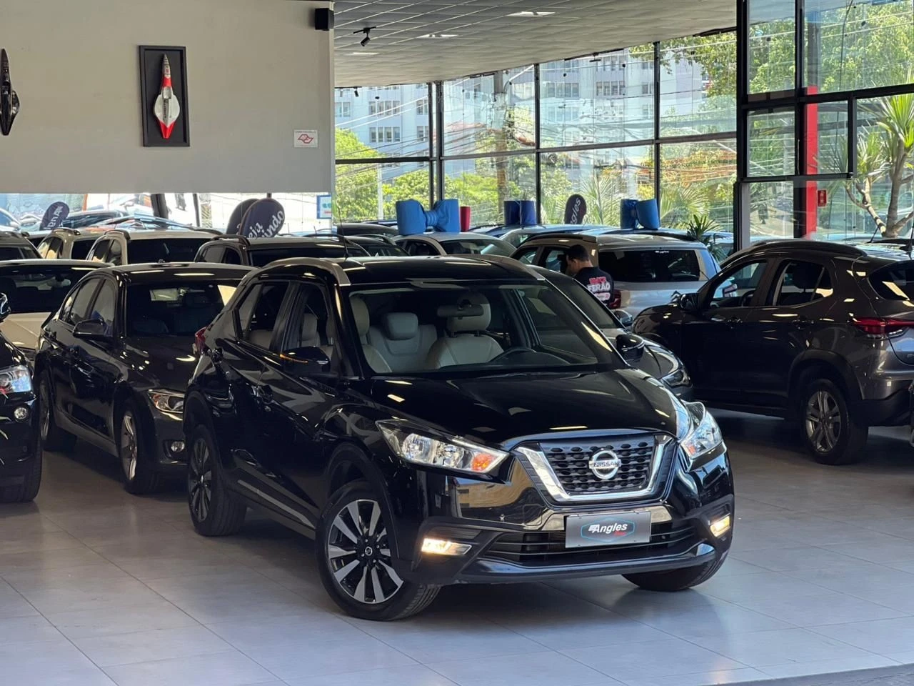 NISSAN KICKS