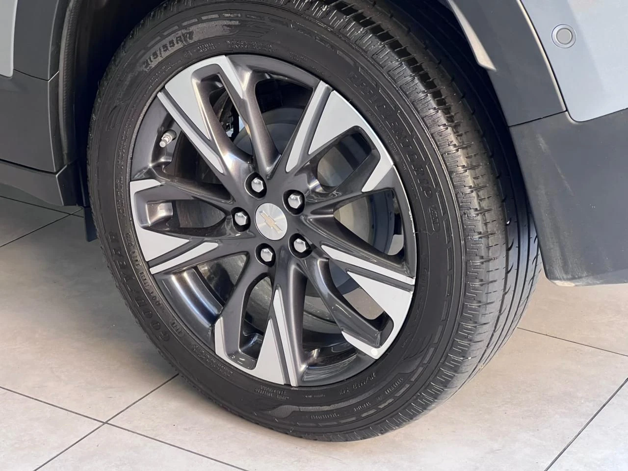 CHEVROLET TRACKER
