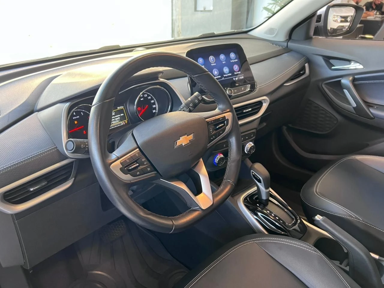 CHEVROLET TRACKER