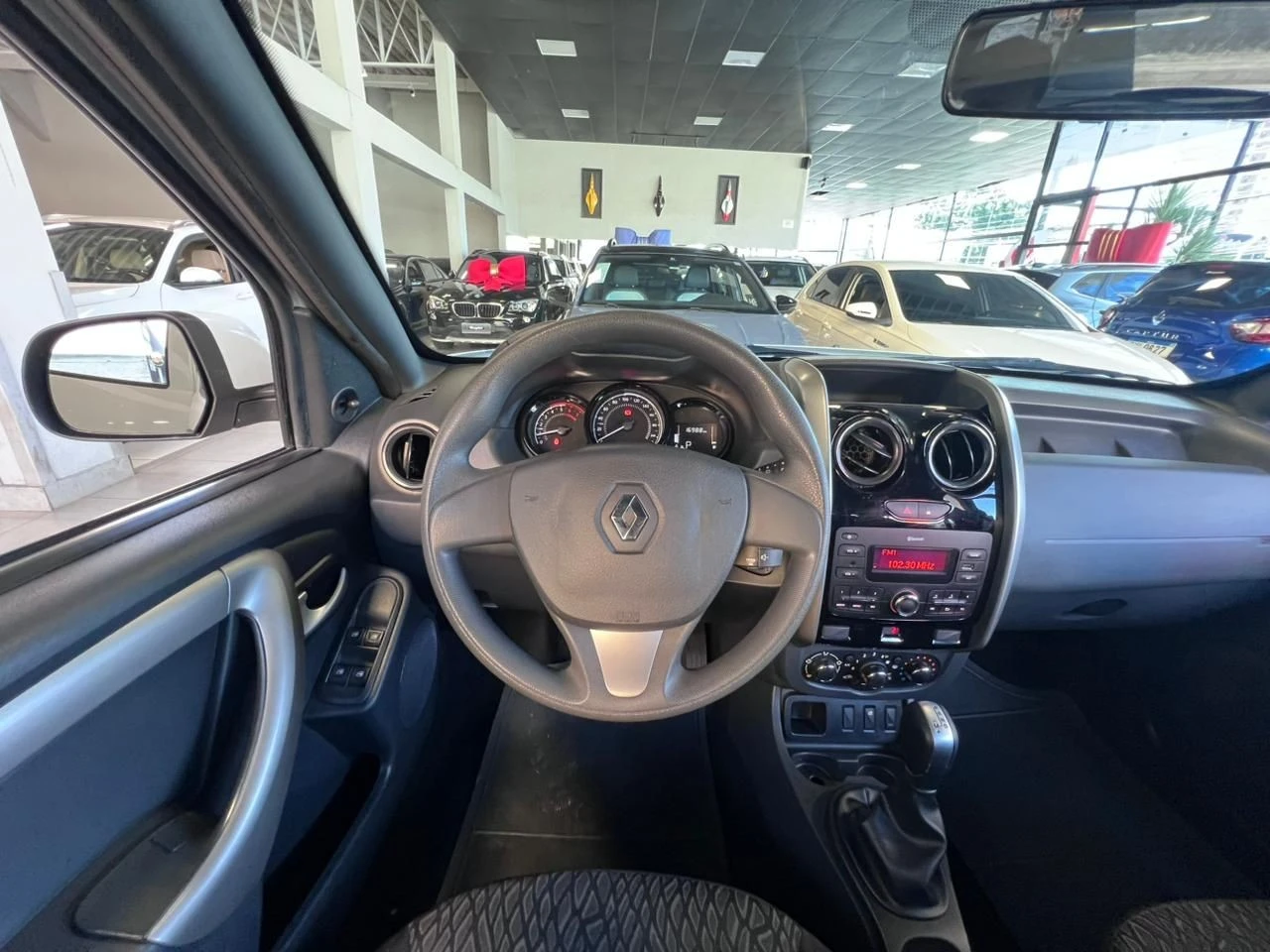 RENAULT DUSTER